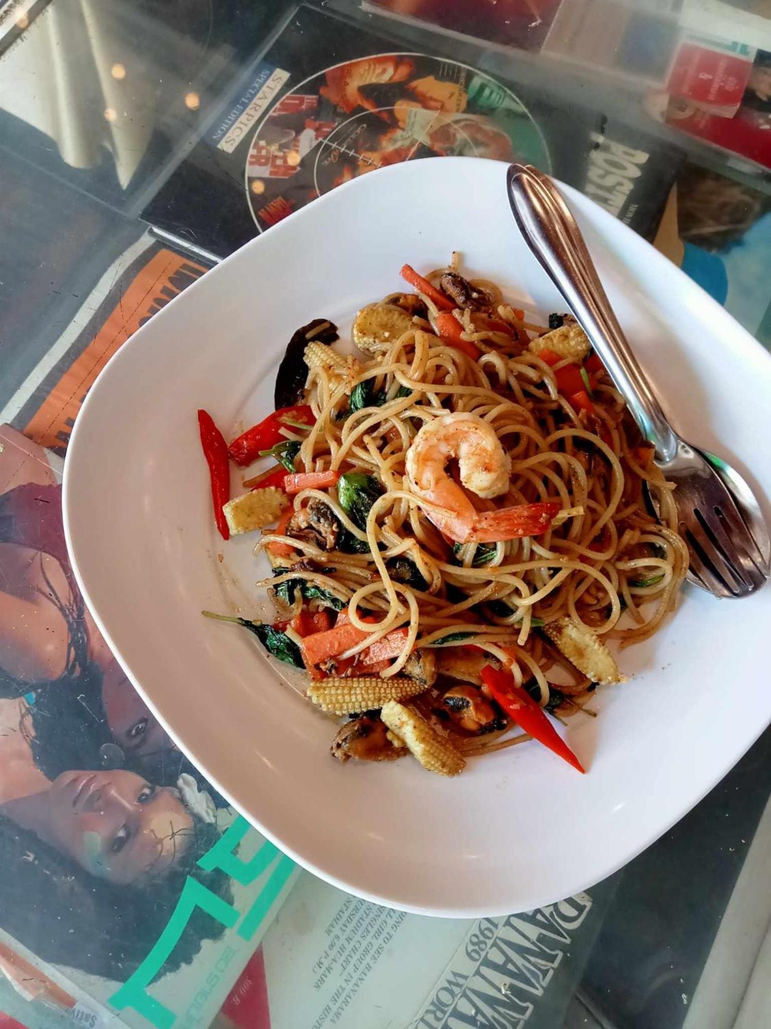 Bang Lumphu House&Bistro Leilighet Bangkok Eksteriør bilde